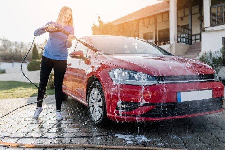 How to Wash Your Car the Right Way