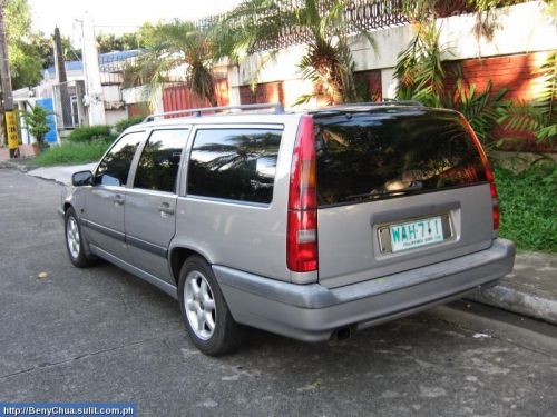 89 volvo station wagon