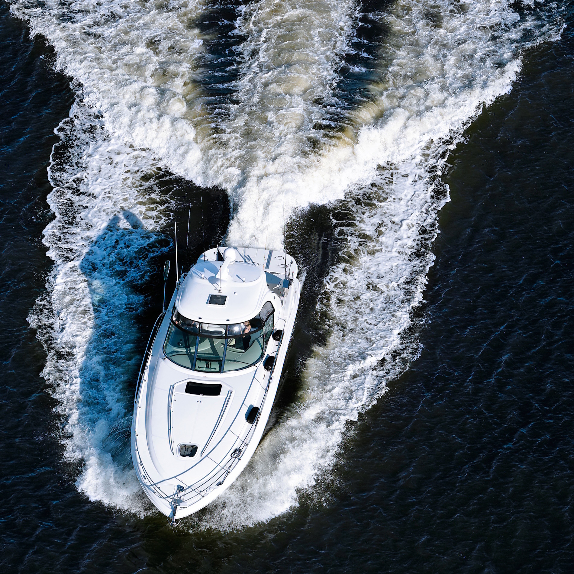 Tips for Increasing the Fuel Efficiency of Your Boat